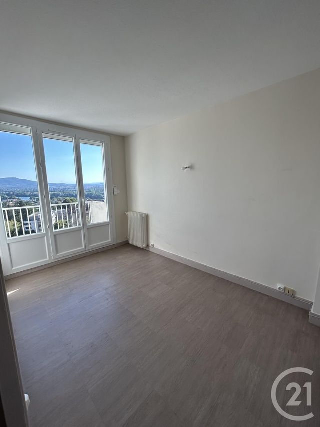 Appartement F1 à louer TREVOUX